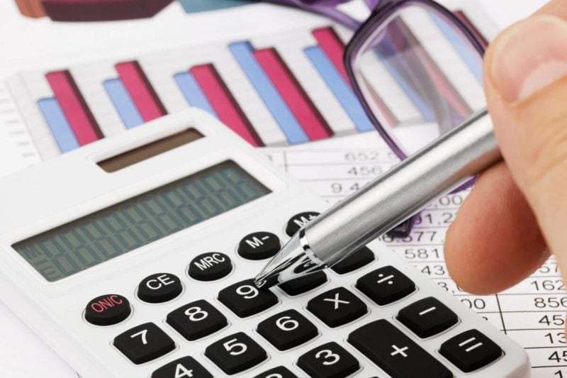 cat-costa-o-adeverinta-de-vechime-in-2026,-exemple-de-calcul:-suma-poate-fi-de-mii-de-lei