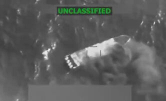 trei-persoane-au-fost-ucise-intr-un-atac-aerian-american-asupra-navei-unor-presupusi-traficanti-de-droguri