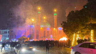 autoritatile-din-iran-folosesc-o-retea-de-arestare-a-protestatarilor-in-intreaga-tara