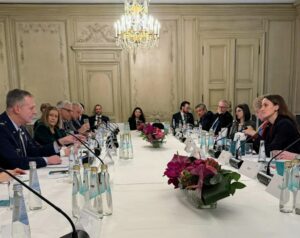 oana-toiu,-discutii-cu-generalul-grynkewich-despre-determinarea-nato-pentru-descurajarea-si-apararea-in-regiunea-marii-negre-in-cadrul-oferit-de-misiunea-nato-santinela-estului