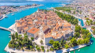 o-statiune-celebra-din-europa-interzice-alcoolul-dupa-ora-20:00.-regula-ii-vizeaza-direct-pe-turisti