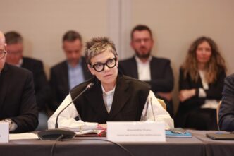 alexandra-olaru,-vodafone-romania:-5g-poate-aduce-romaniei-4,7-miliarde-de-euro-anual-si-250.000-de-locuri-de-munca