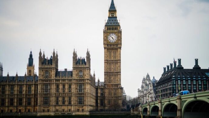 cat-costa-si-cum-se-obtine-autorizatia-electronica-de-calatorie,-obligatorie-pentru-romanii-care-calatoresc-in-marea-britanie