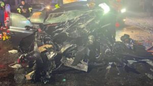accident-mortal-in-ialomita.-doua-persoane-decedate-si-doua-ranite-dupa-o-coliziune-intre-un-autoturism-si-un-tir