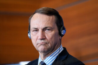 radoslaw-sikorski:-germania-si-franta-nu-mai-pot-conduce-singure-europa.-polonia-cere-un-rol-mai-mare-in-ue
