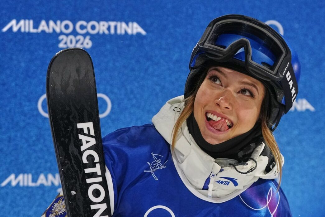 sportiva-pe-care-americanii-o-considera-o-tradatoare-l-a-pus-la-punct-pe-jurnalist