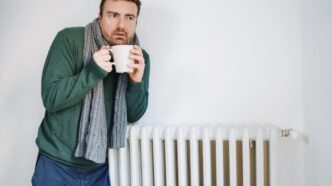 cum-sa-pastrezi-caldura-in-casa-cand-afara-bate-vantul-puternic.-sfaturi-pentru-a-scadea-considerabil-consumul-de-gaz-sau-curent-electric