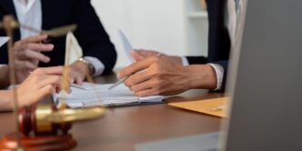 ce-trebuie-sa-faci-cand-primesti-o-mostenire-cu-datorii:-pasi-de-urmat-pentru-a-nu-deveni-o-povara