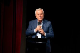 constantin-toma-il-contrazice-pe-marcel-ciolacu:-ai-facut-sau-n-ai-facut-9,3%-deficit?-s-au-aruncat-30-de-miliarde-de-euro