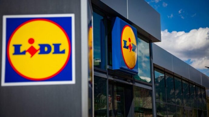 produsul-cautat-de-romani-in-aceste-zile,-la-pret-special-la-lidl.-selectia-este-impresionanta,-cel-mai-ieftin-costa-12,99-lei