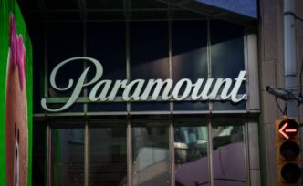imperiul-media-se-reasaza.-oamenii-lui-donald-trump-bat-la-usa-cnn-si-hbo,-iar-preluarea-paramount-skydance-de-catre-david-ellison-pare-inevitabila