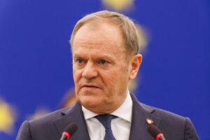 polonia-se-indoieste-de-rolul-frantei-in-orice-plan-nuclear-european-si-sustine-sua