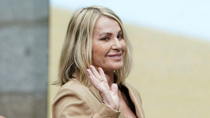 nadia-comaneci-a-luat-primul-10,-desi-a-primit-un-9,90:-cum-a-fost-posibil