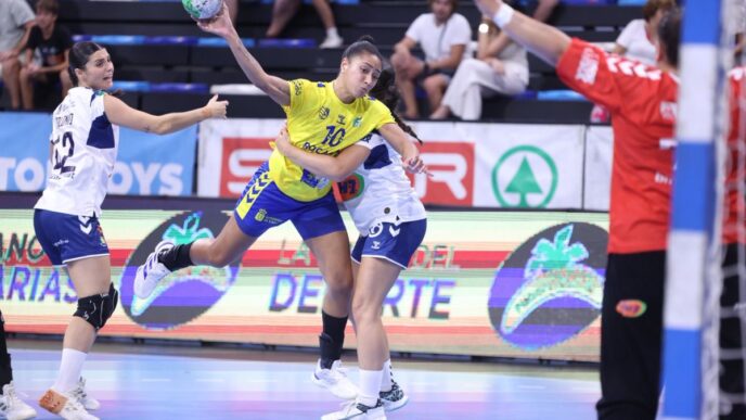 scm-ramnicu-valcea-a-transferat-o-campioana-mondiala