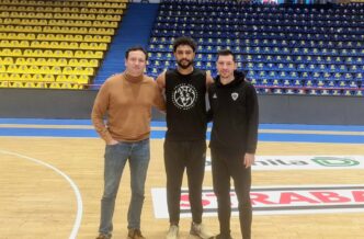 transfer-sonor-la-cs-valcea-1924.-au-adus-un-campion-din-nba