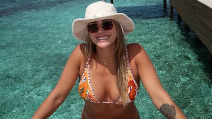 aryna-sabalenka-s-a-intalnit-cu-romanca-a-carei-avere-e-de-peste-800000.000-de-euro-si-n-a-plecat-cu-mana-goala