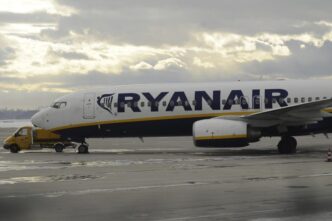 ryanair-reduce-sute-de-zboruri-in-2026.-milioane-de-pasageri-sunt-afectati-de-decizia-companiei-aeriene