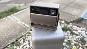 review-xgimi-horizon-20-–-pentru-ca-toata-viata-ti-ai-dorit-un-cinematograf-4k-dolby-vision-cu-sunet-harman-kardon-intr-o-singura-cutie-inteligenta