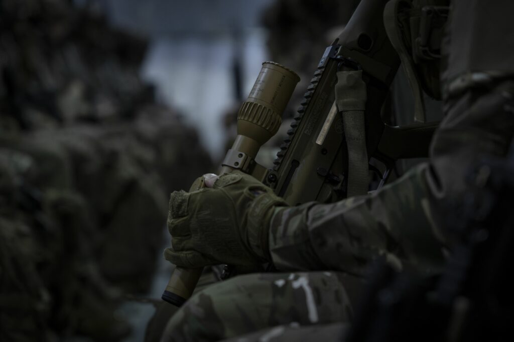 sase-soldati-francezi,-raniti-intr-un-atac-cu-drone-asupra-unei-baze-militare-din-irak