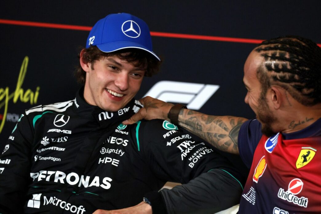 kimi-antonelli,-cel-mai-tanar-pilot-din-toate-timpurile-care-obtine-un-pole-position-in-formula-1