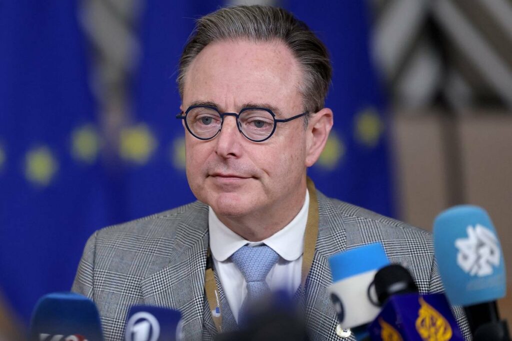 premierul-belgiei-cere-mandat-de-la-ue-sa-rezolve-el-conflictul-dintre-rusia-si-ucraina