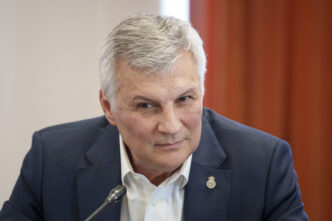 liderul-senatorilor-psd,-atac-dur-la-adresa-lui-ilie-bolojan:-el-se-pozitioneaza-in-afara-guvernarii