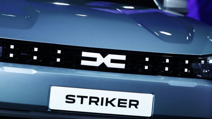dacia-striker-face-ravagii-printre-iberici:-e-cea-mai-frumoasa-din-istorie!