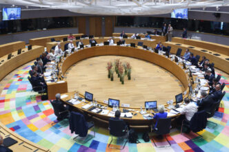 orban-a-parasit-masa-negocierilor-de-la-bruxelles-cand-zelenski-a-aparut-pe-ecran