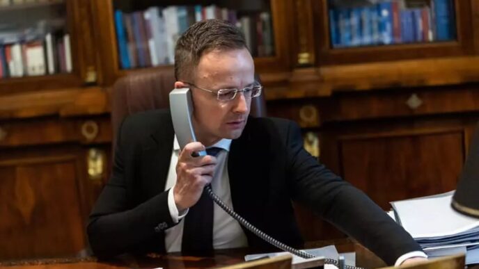 scandal-puternic-in-ungaria,-inaintea-alegerilor-cruciale:-telefonul-ministrului-de-externe,-peter-szijjarto,-ar-fi-fost-interceptat-de-serviciile-secrete