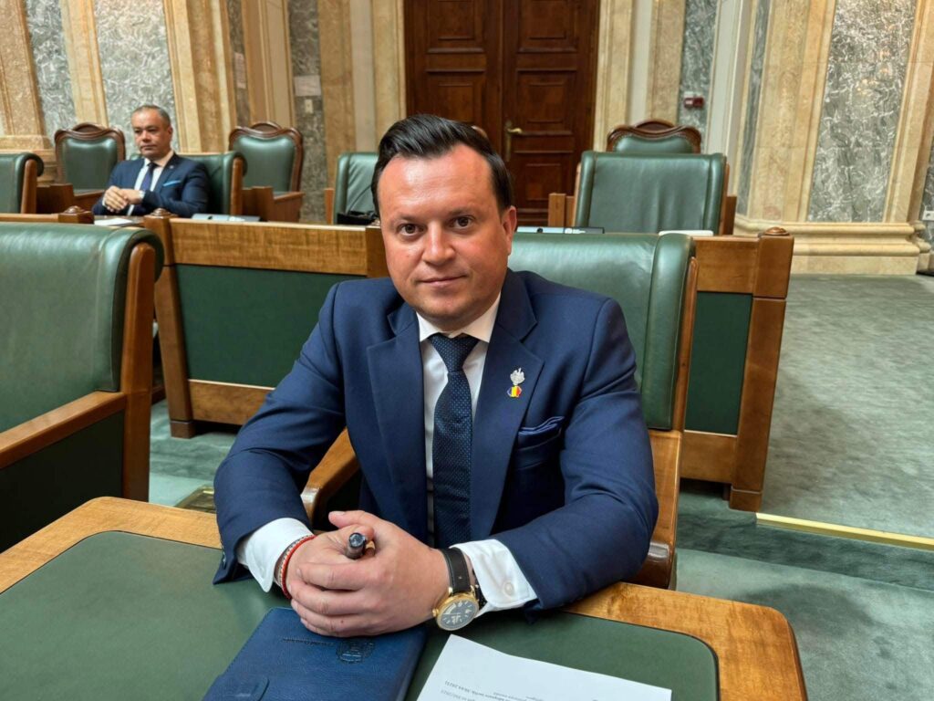 senatul-a-adoptat-initiativa-legislativa-aur-ce-recunoaste-garzile-medicilor-ca-vechime-in-munca!