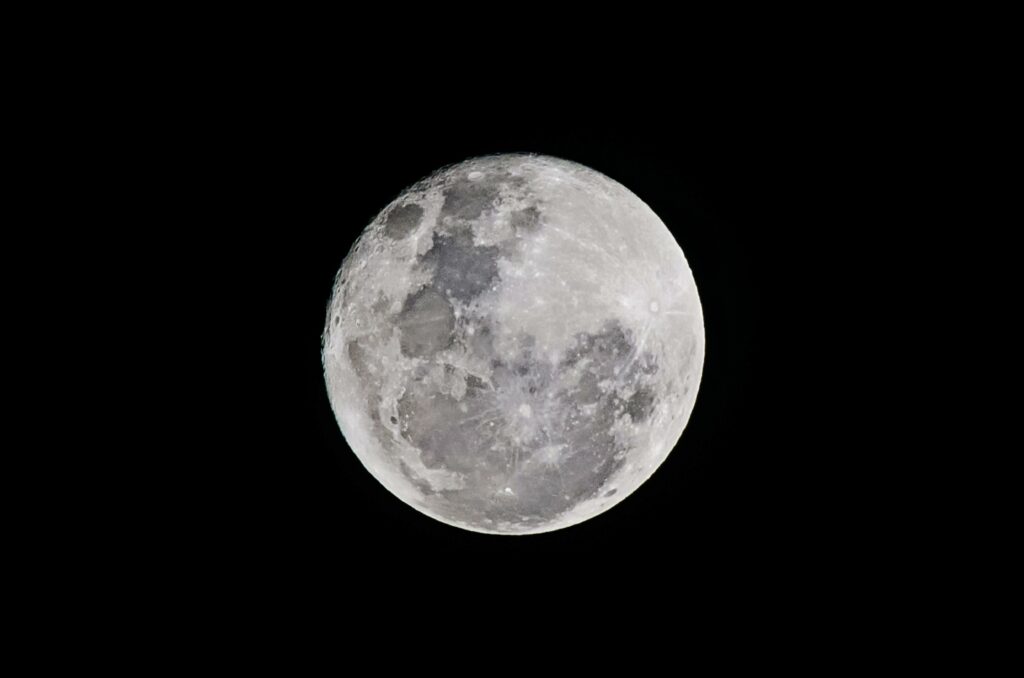 nasa-schimba-radical-programul-artemis.-renunta-la-statia-orbitala-si-vrea-o-baza-pe-luna