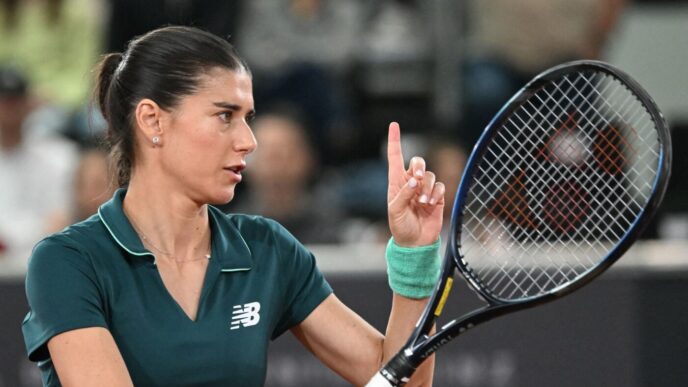 reactia-americanilor-dupa-ce-au-vazut-ce-a-facut-sorana-cirstea-in-fata-rusoaicei-andreeva