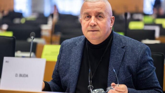un-europarlamentar-pnl,-atac-la-adresa-consultarii-interne-din-psd:-chiar-credeti-ca-romanii-pot-fi-pacaliti-acum?”