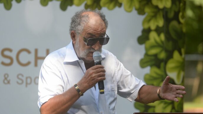 ion-tiriac-le-a-spus-o-in-fata-italienilor:-valoreaza-cel-putin-100-de-milioane-de-euro-pe-an!