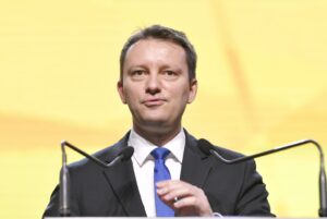 raportul-lui-siegfried-muresan-privind-bugetul-ue-20282034,-aprobat-in-parlamentul-european:-crestere-de-47%-pentru-agricultura,-fonduri-pentru-coeziune-si-majorare-de-10%-a-bugetului-total