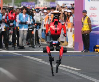 china-a-schimbat-definitiv-lumea-cu-acest-robot-umanoid
