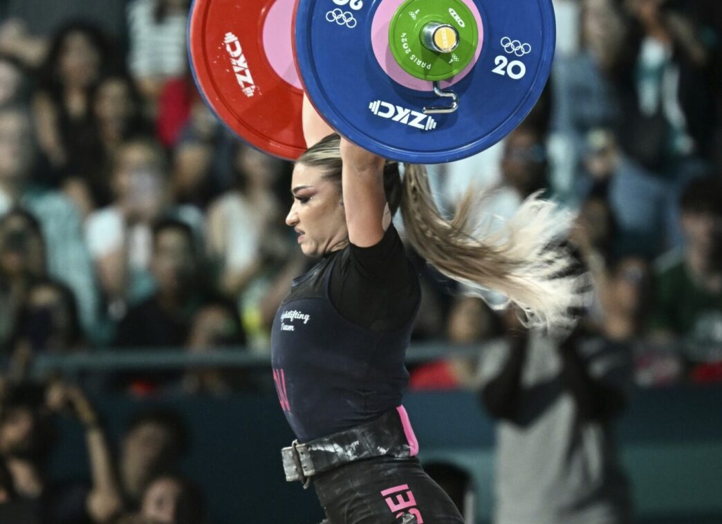 mihaela-cambei,-medalie-de-aur-si-record-la-campionatul-european-de-haltere