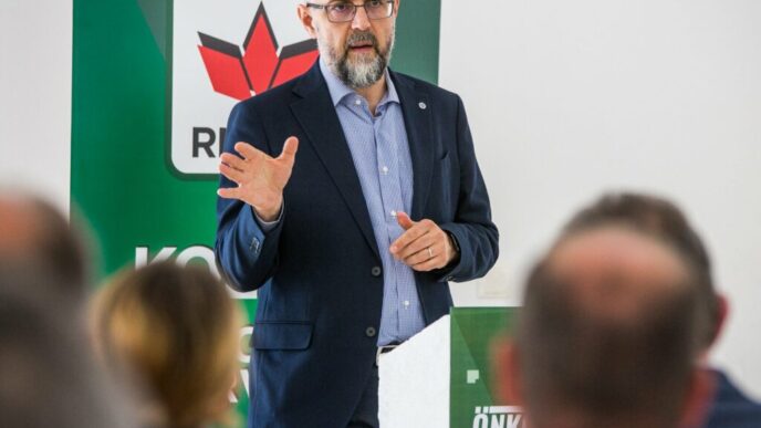 kelemen-hunor:-noi-nu-ne-retragem,-nu-ma-bag-intre-psd-si-pnl