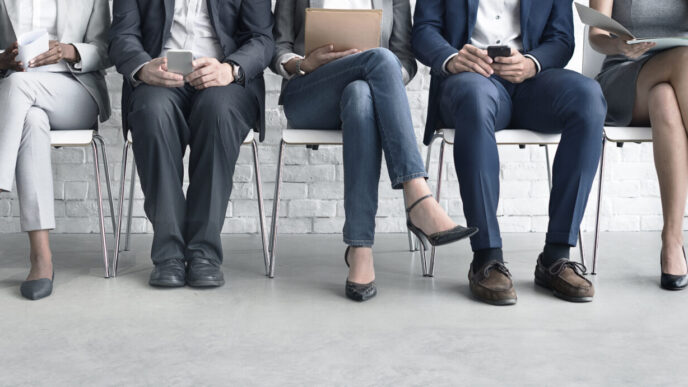 domeniile-in-care-salariul-ajunge-pana-la-10000-de-lei,-in-romania.-nu-necesita-studii-superioare