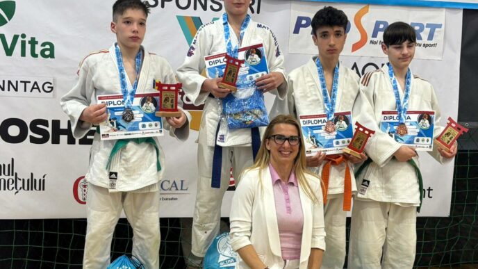nadia-comaneci-i-a-incurajat-pe-micutii-judoka-prezenti-la-competitia-patronata-de-alina-dumitru