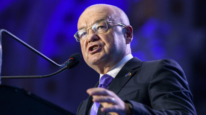 emil-boc,-critic-la-adresa-psd:-spargerea-coalitiei-guvernamentale-pro-europene,-o-greseala-istorica
