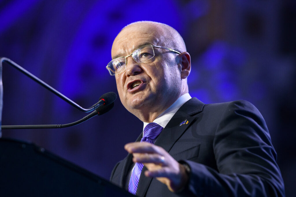 emil-boc,-critic-la-adresa-psd:-spargerea-coalitiei-guvernamentale-pro-europene,-o-greseala-istorica