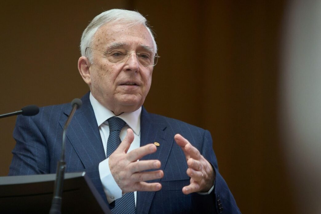 anuntul-bnr-in-a-doua-zi-de-criza-politica-in-romania.-ce-se-intampla-cu-creditele-romanilor