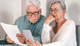 ma-simt-nedreptatit!-ce-pensie-primeste-un-pensionar-roman,-care-a-avut-3.500-lei-salariu-si-a-muncit-31-de-ani-si-4-luni-cu-forme-legale