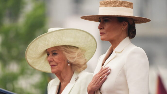 vizita-regala-la-washington:-melania-trump-si-camilla,-aparitie-discreta-la-casa-alba