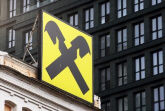 raiffeisen-isi-vinde-sediul-central-din-romania-ce-se-va-intampla-cu-cei-1.500-de-angajati-care-lucreaza-in-cladire