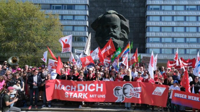 manifestatii-de-ziua-muncii-in-intreaga-lume-din-cauza-scumpirilor
