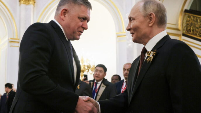 premierul-slovac-robert-fico-va-participa-la-parada-de-ziua-victoriei-de-la-moscova