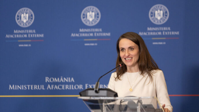 oana-toiu,-parlamentarilor-indemnati-sa-voteze-motiunea-cu-bilele-la-vedere:-sa-aiba-respect