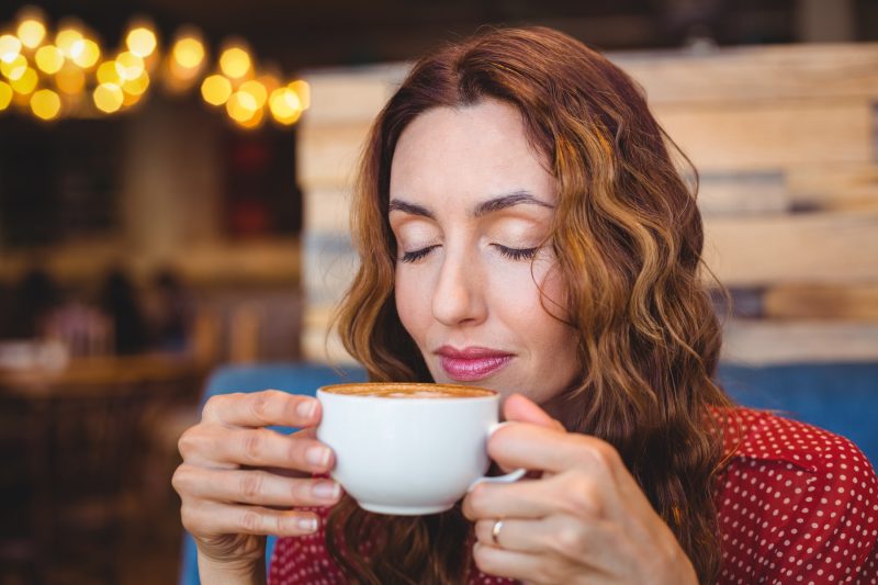ce-face-cafeaua-in-corpul-tau,-de-fapt:-descoperirea-care-schimba-tot-ce-stiai-despre-efectele-ei-asupra-creierului-si-intestinului